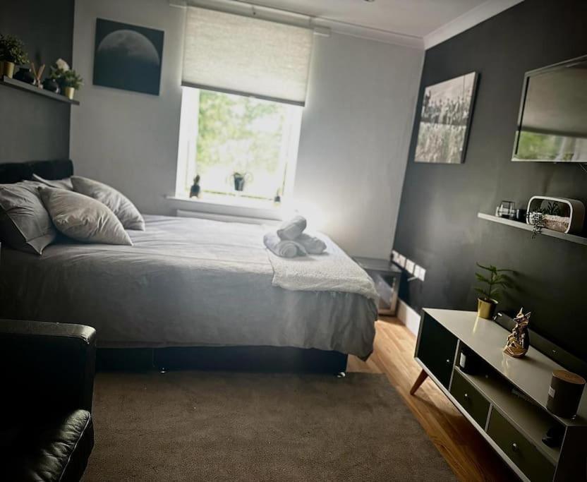 Stunning Luxury Croydon Apartment Gatwick Airport Close Purley Eksteriør billede